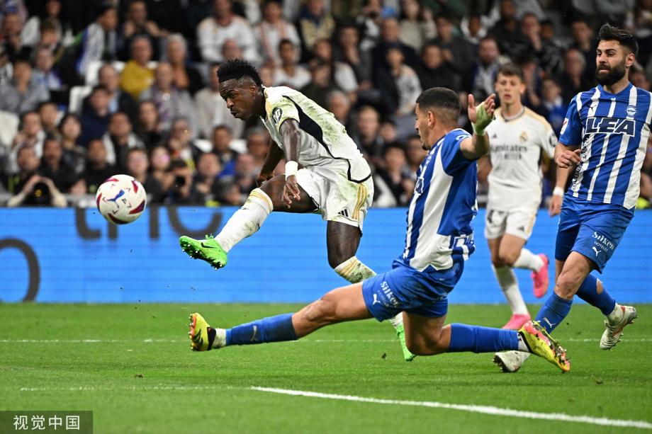 与此同时 与此同时