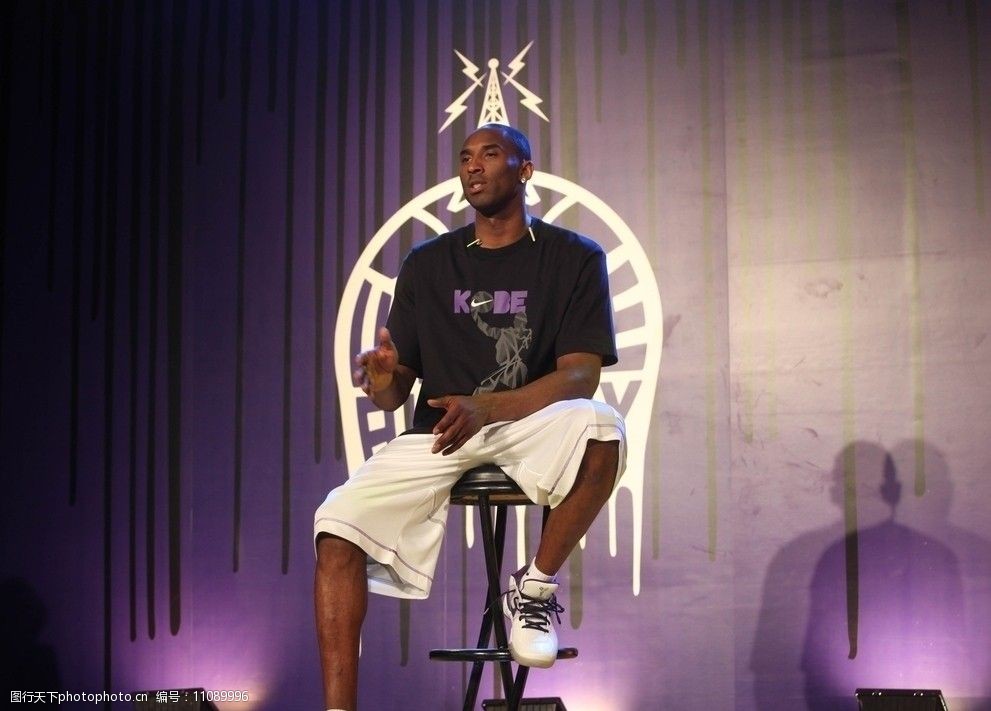 明确由谁发 明确由谁发