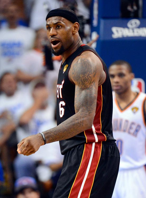 一脚穿透球 一脚穿透球